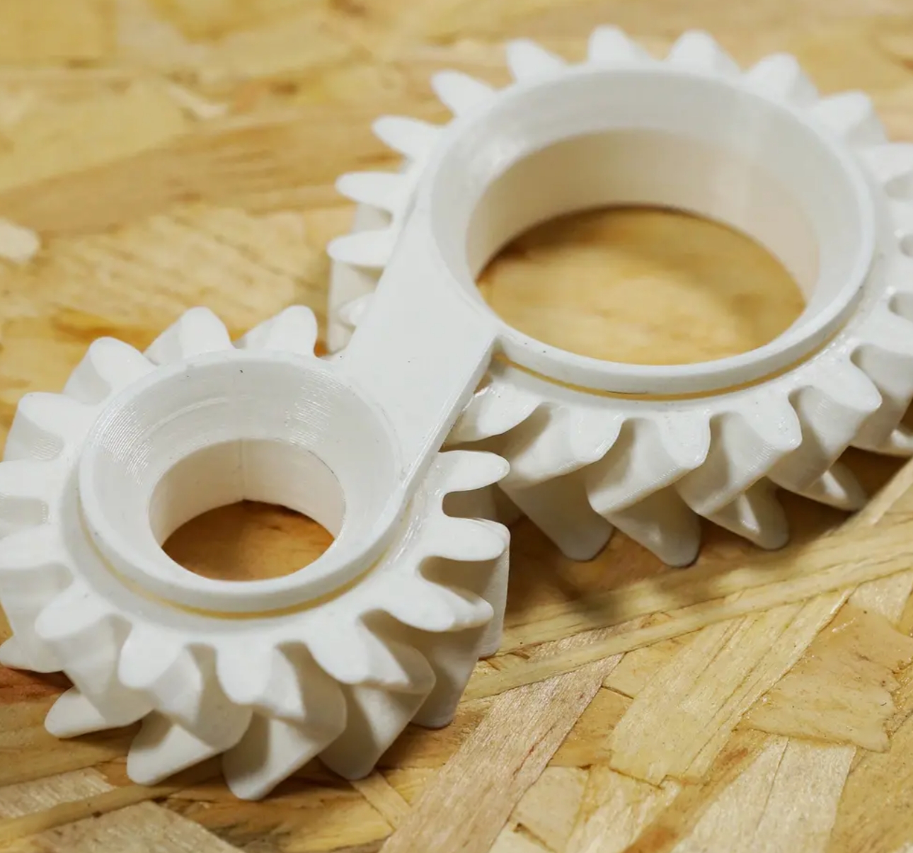 Zappeliges Fischgrätengetriebe Fidget Herringbone Gears